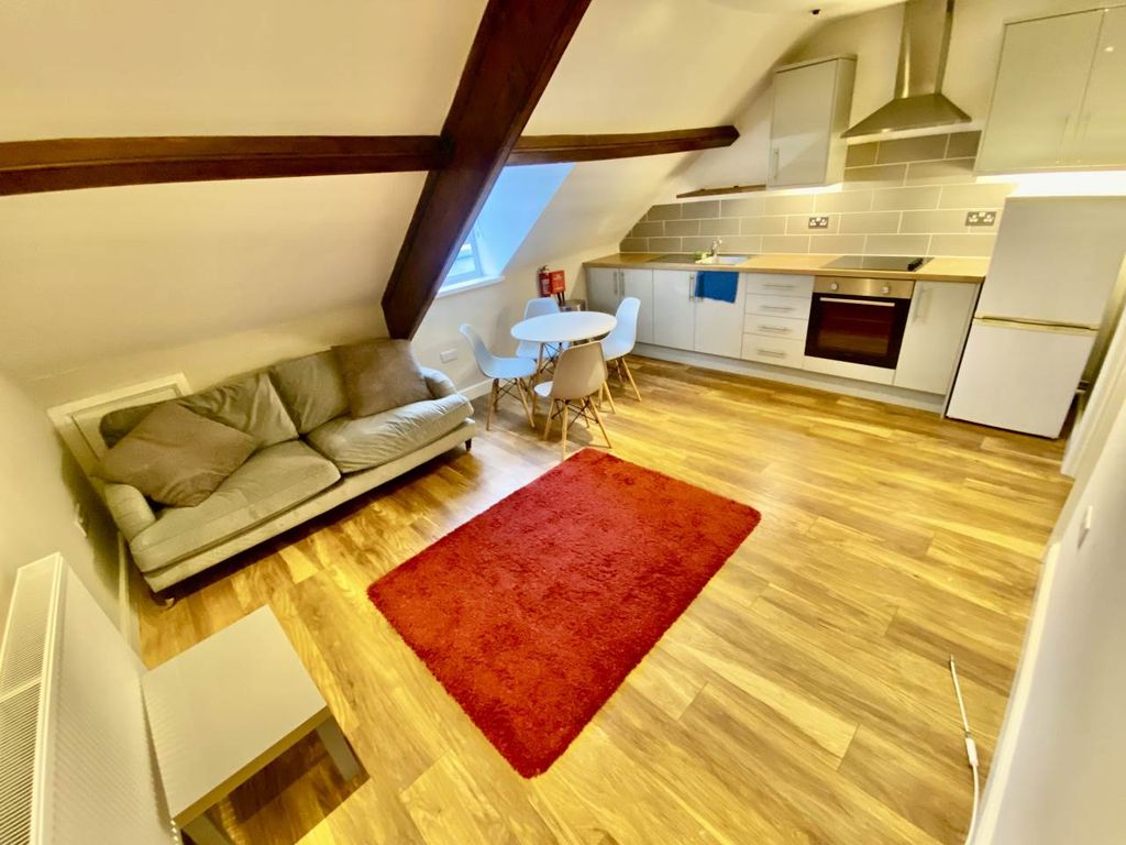 Property photo 1 of 20 Img_2821