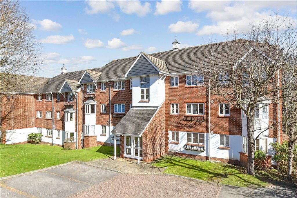 Property photo 1 of 8 External (Web)