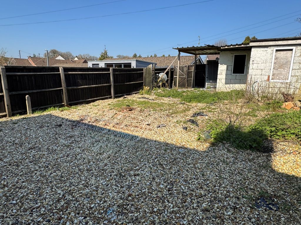 Property photo 2 of 13 Bbgarden