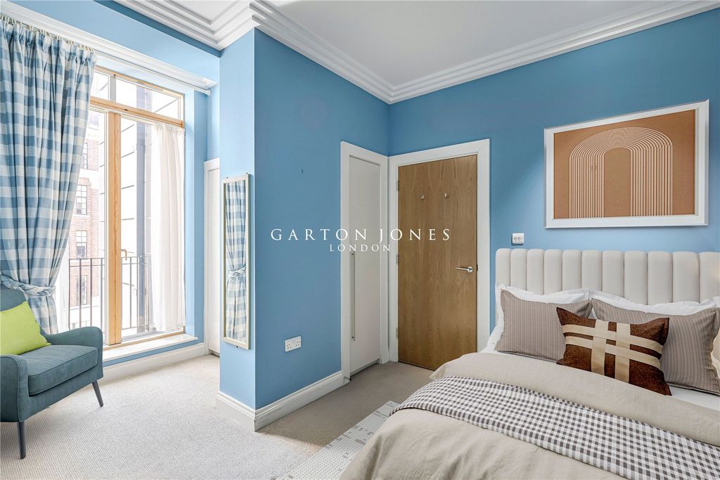 Property photo 3 of 15 Bedroom