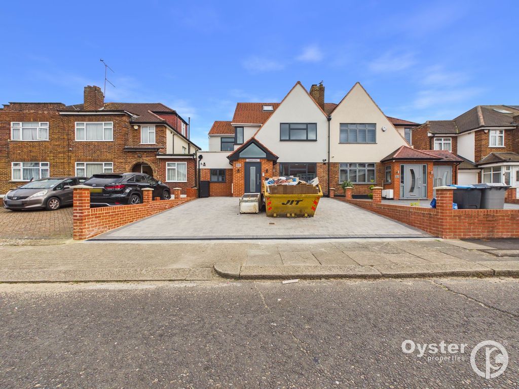 Property photo 1 of 23