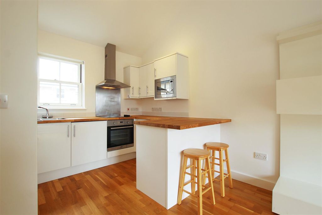 Property photo 3 of 8 Img_6266.Jpg