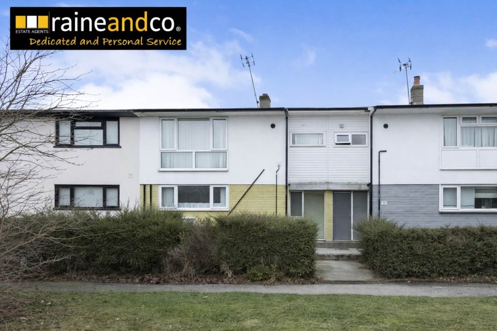 Property photo 1 of 3