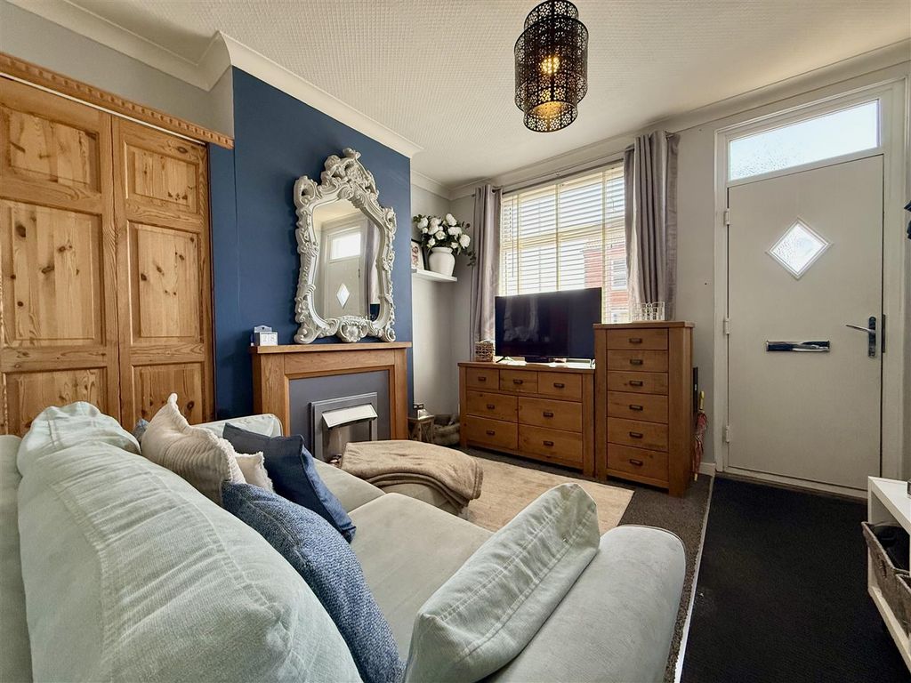 Property photo 2 of 15 2