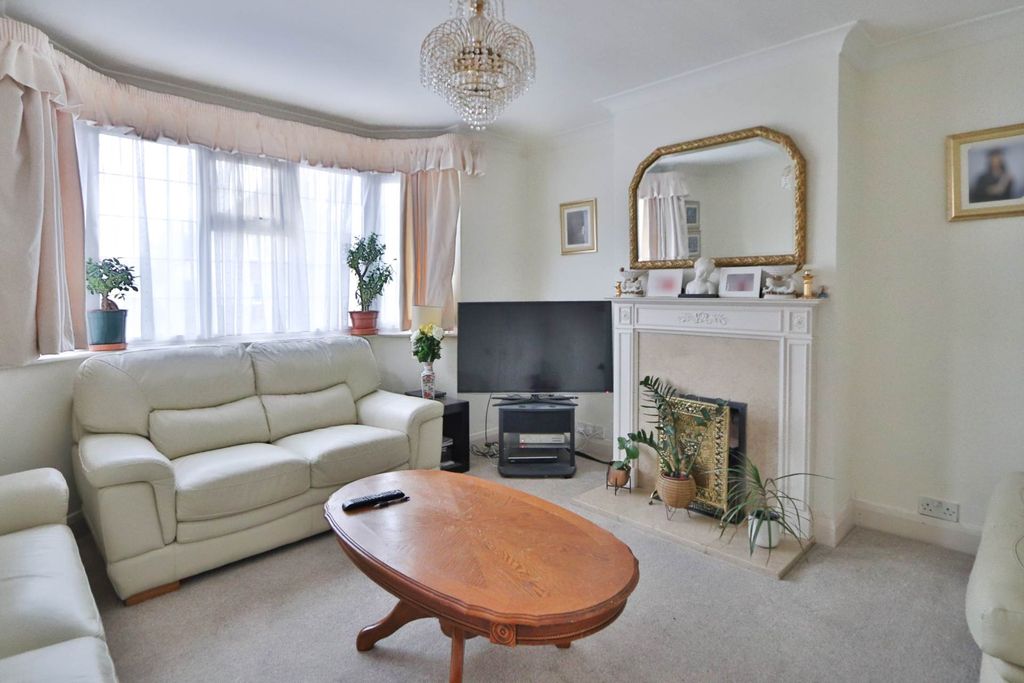 Property photo 2 of 15