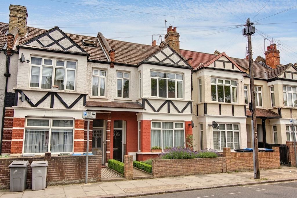 Property photo 1 of 13