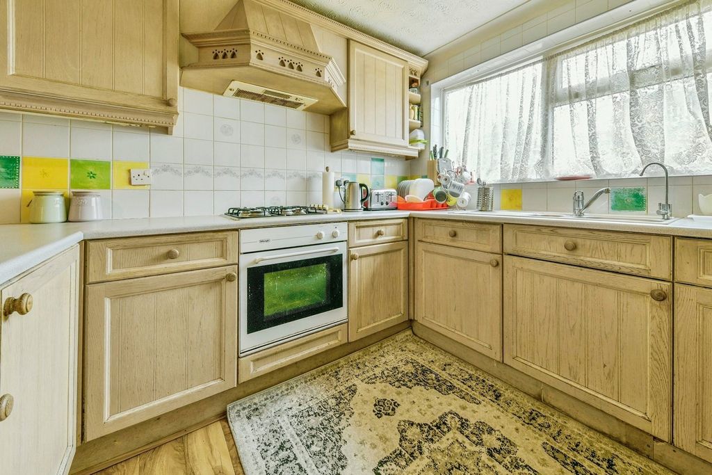 Property photo 3 of 15