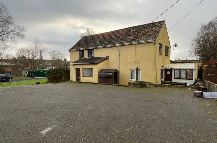 Property photo 3 of 7