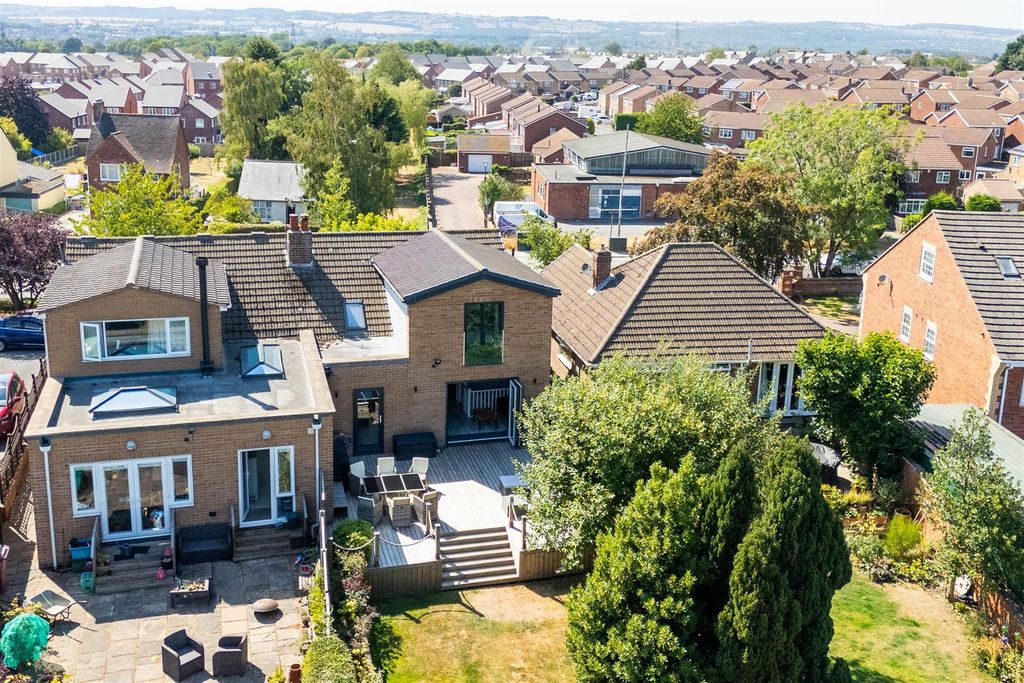 Property photo 2 of 47 Externals.Jpg