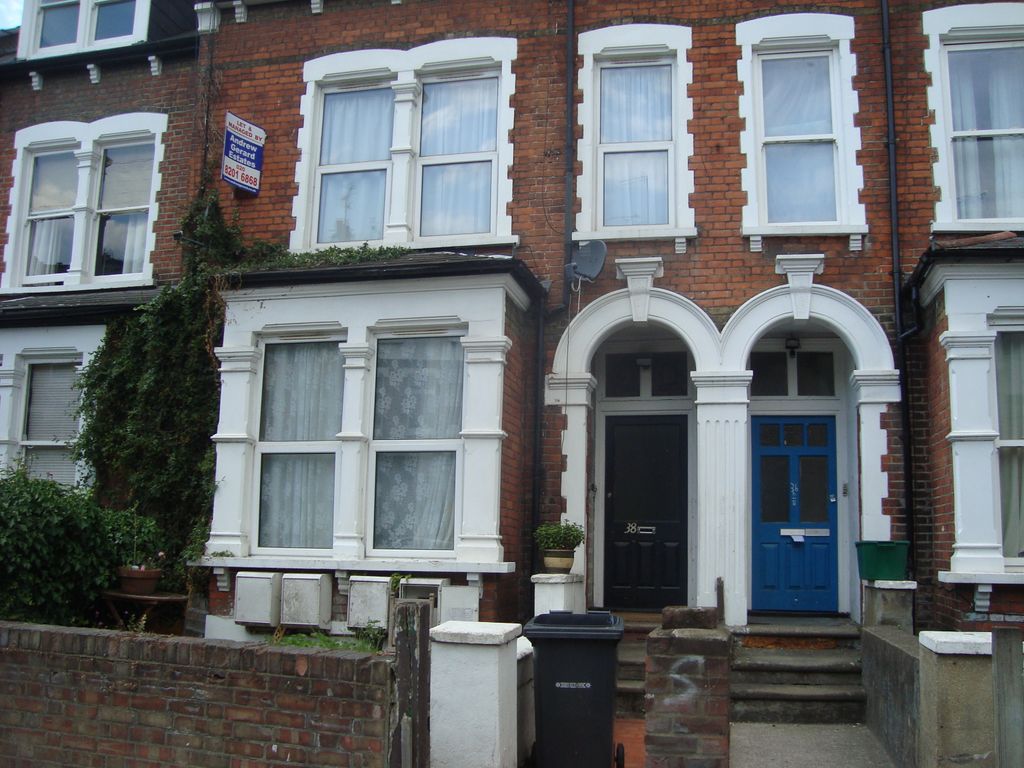 Property photo 1 of 5