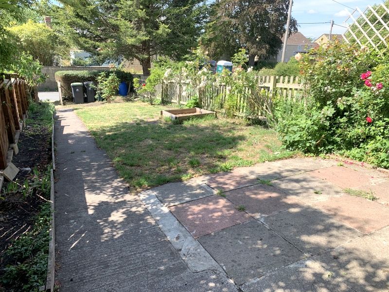 Property photo 2 of 11