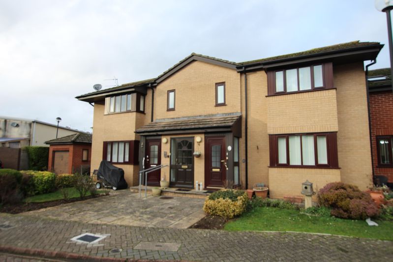 Property photo 1 of 9 Front