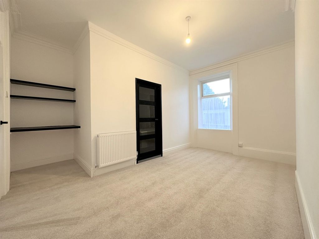 Property photo 3 of 6 Photo 3