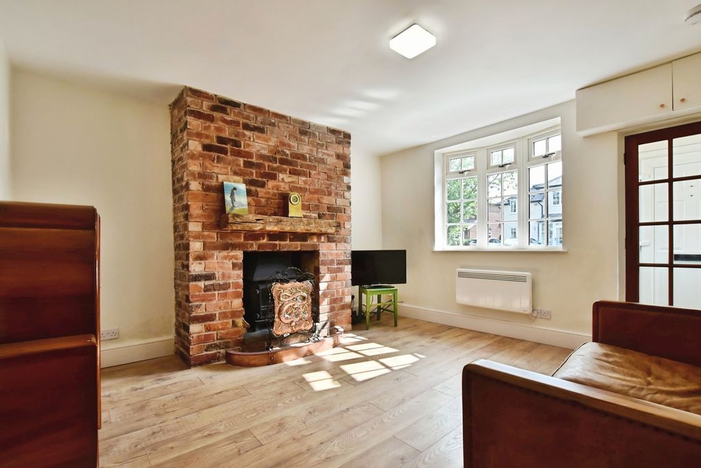 Property photo 1 of 16 Photo