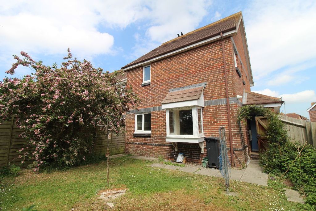 Property photo 1 of 2