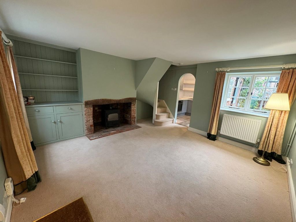 Property photo 2 of 11 4 Mill Race Close Internal 3.Jpg