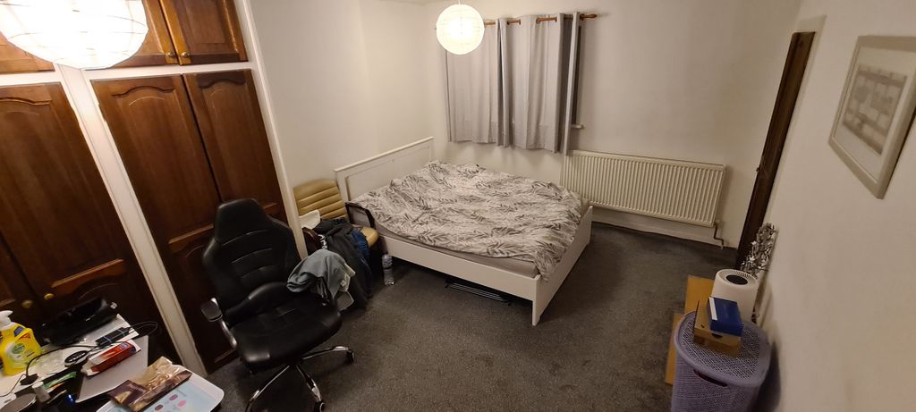 Property photo 1 of 4