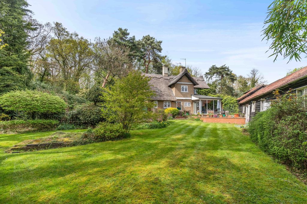 Property photo 1 of 39