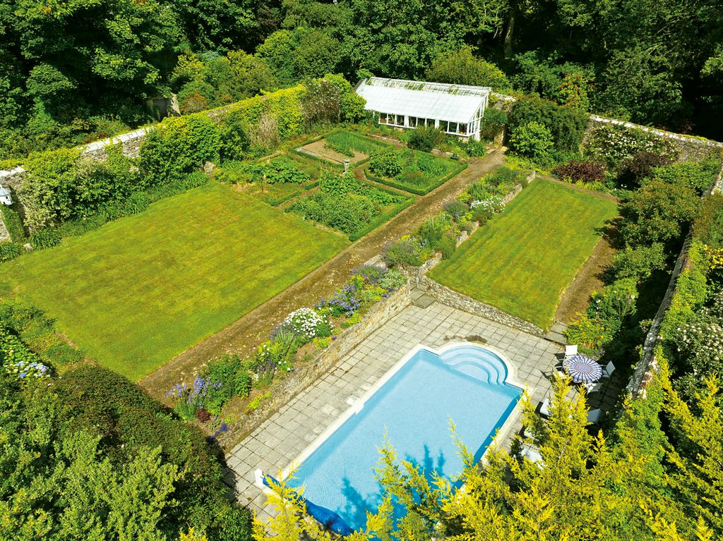 Property photo 3 of 40 Photo 3