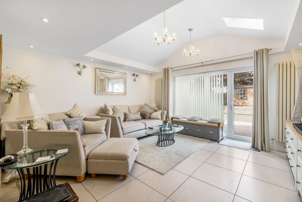 Property photo 2 of 33 5 Bentley Way (Metheringham)-27