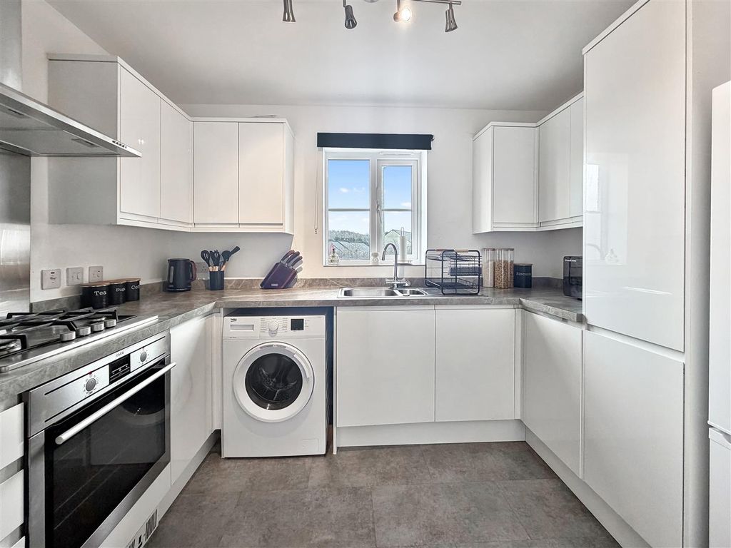 Property photo 3 of 7 Img_4657 (1).Jpg