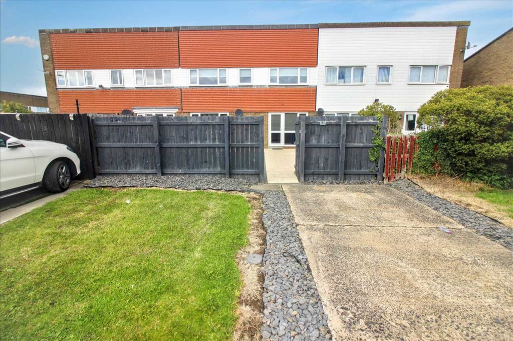 Property photo 2 of 17 External