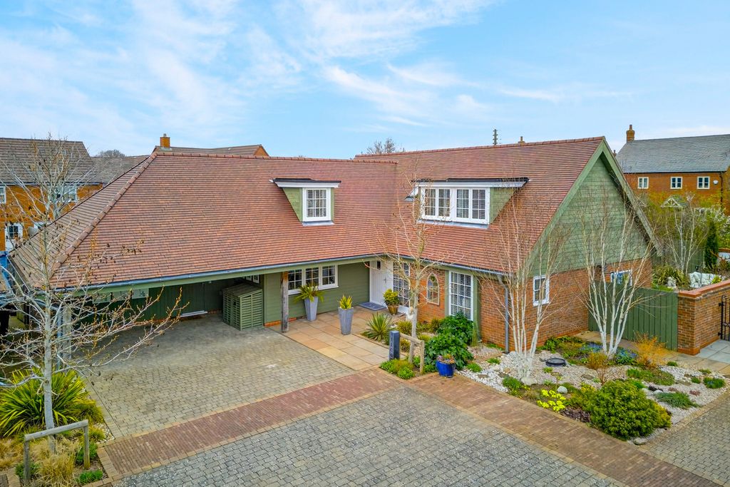 Property photo 1 of 39