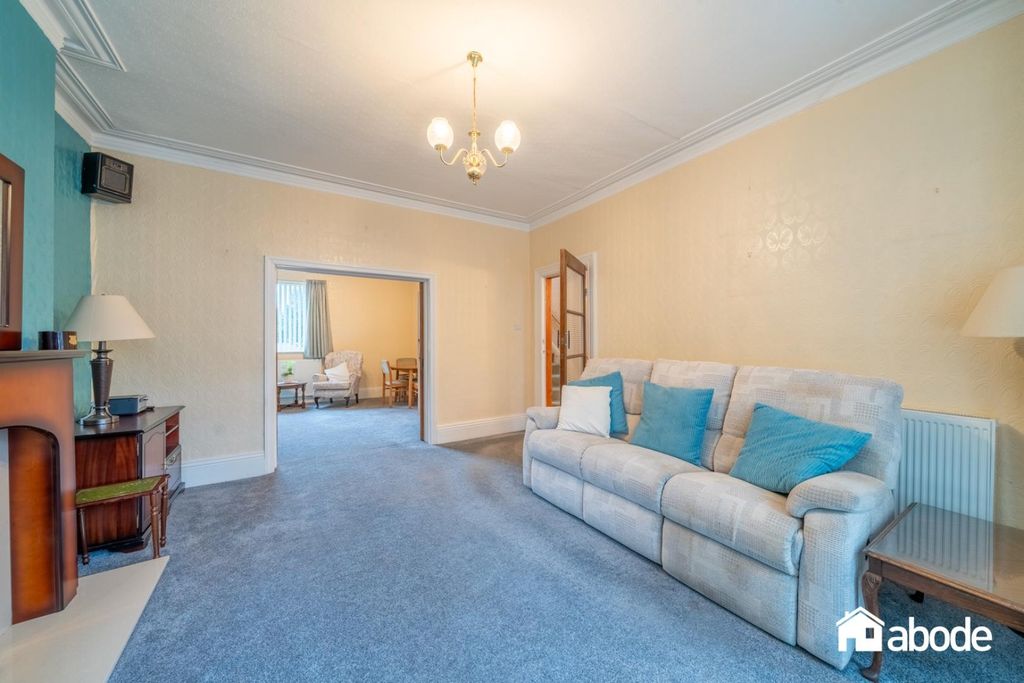 Property photo 3 of 26 Dsc02652-Hdr.Jpg