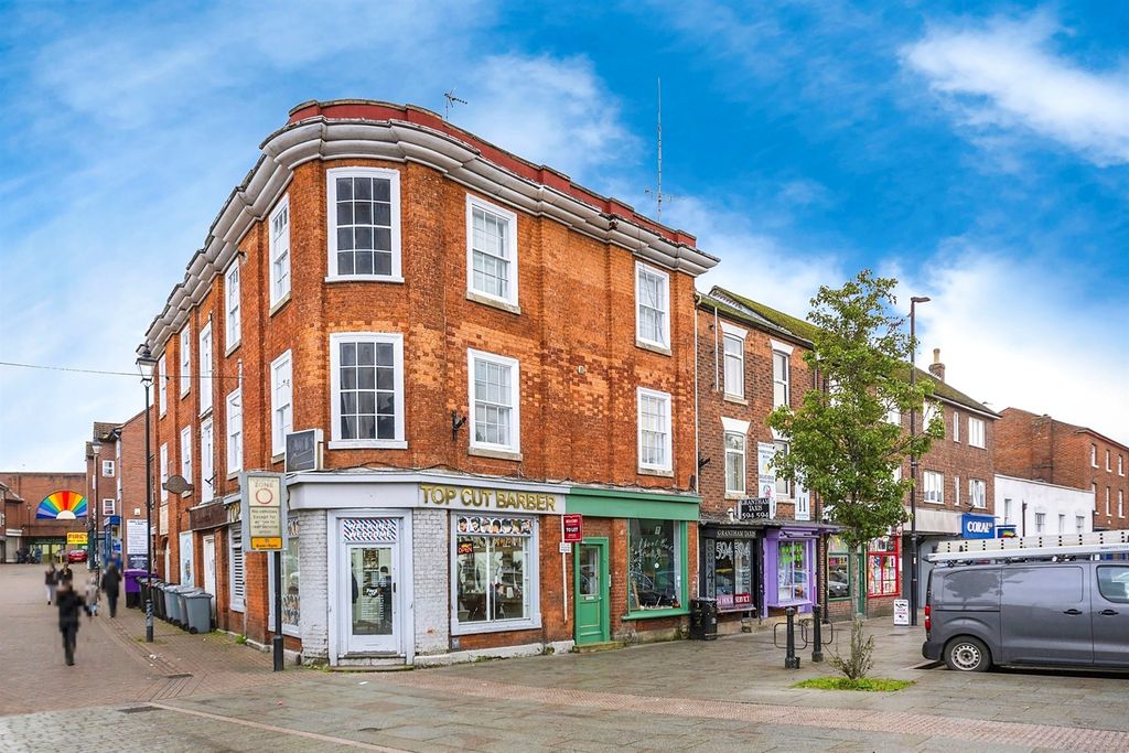 Property photo 1 of 15