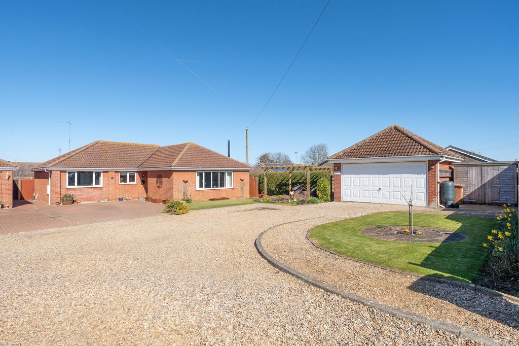 Property photo 1 of 25