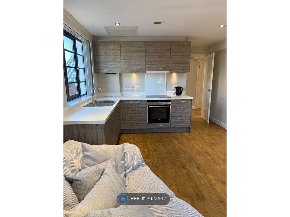 Property photo 1 of 3