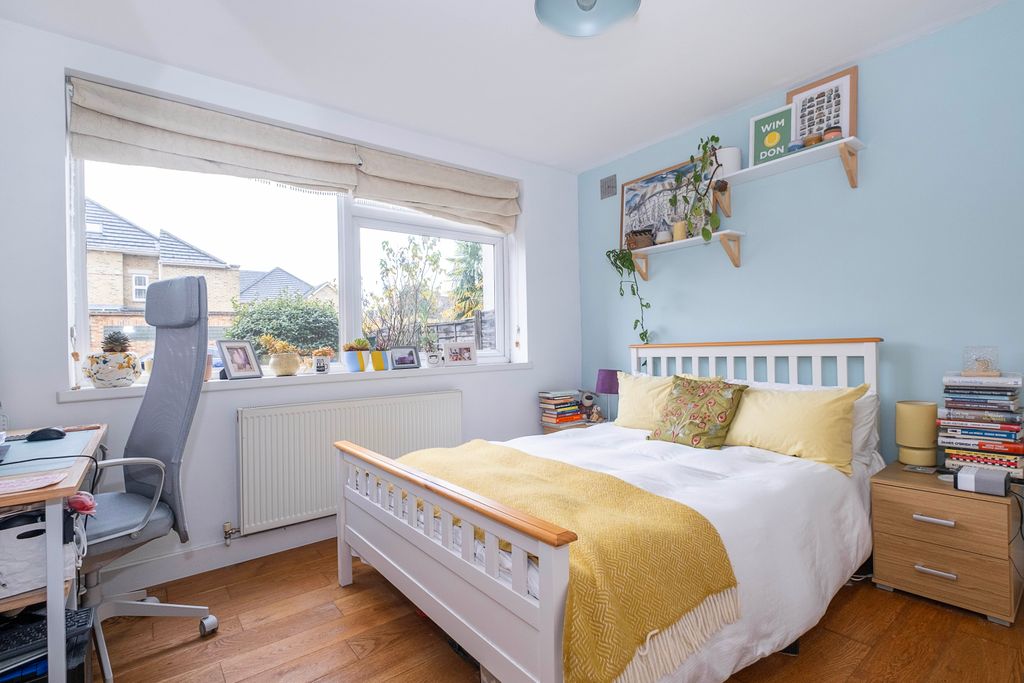 Property photo 3 of 11