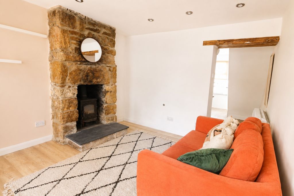 Property photo 3 of 10 Fc2E5B29-4Ced-4940-A634-0F21B85B2d7E