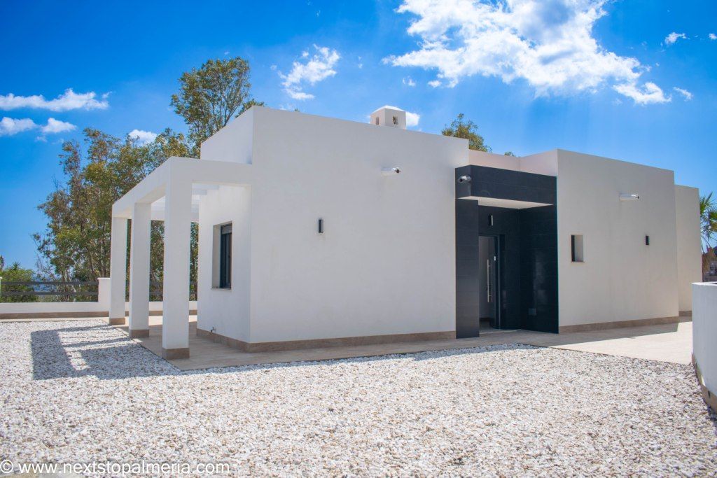 Property photo 1 of 36 Entrance To The Villa