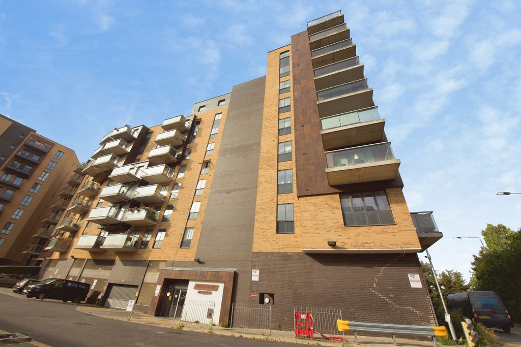 Property photo 1 of 14 Pbox-Img.Jpg