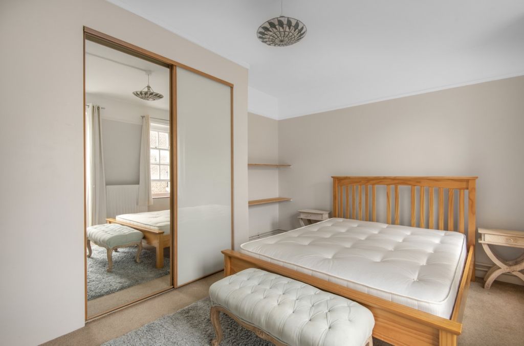 Property photo 3 of 7 611545 (3)