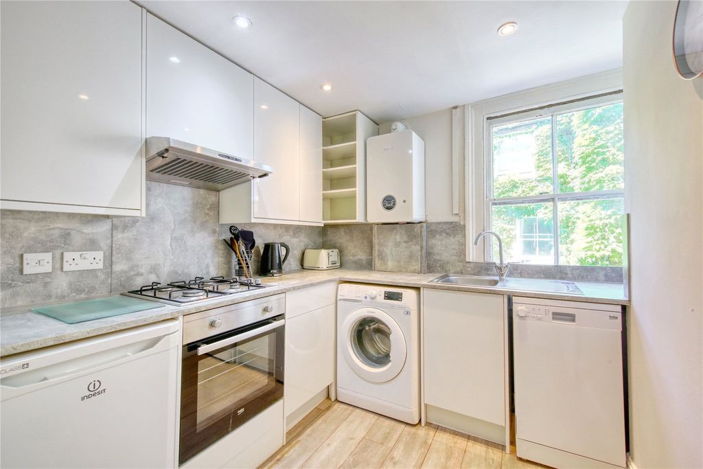 Property photo 1 of 7 Picture No. 09