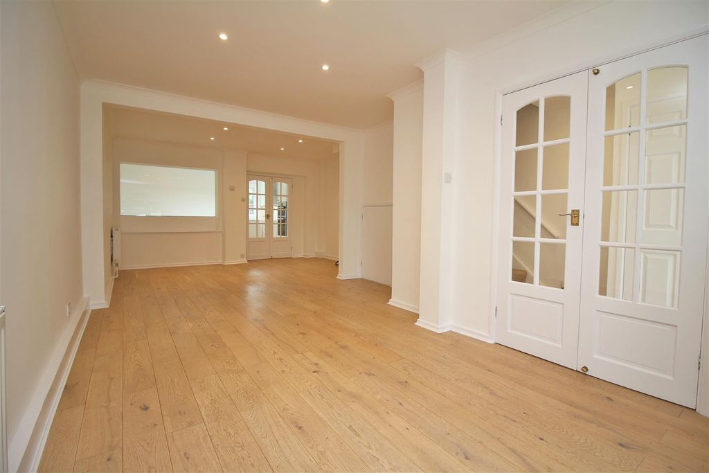 Property photo 2 of 13 Img_8518 (2).Jpg