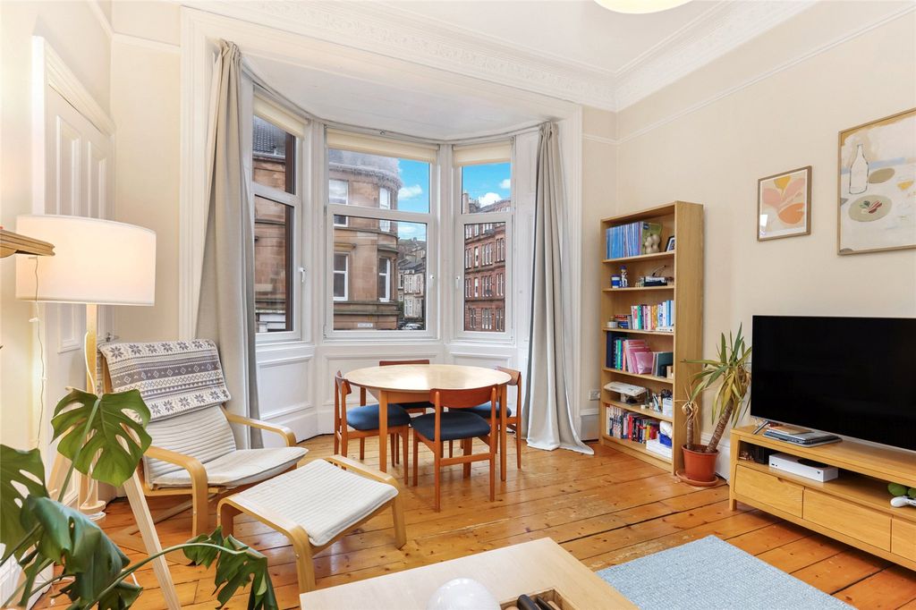 Property photo 2 of 21 Picture No. 01