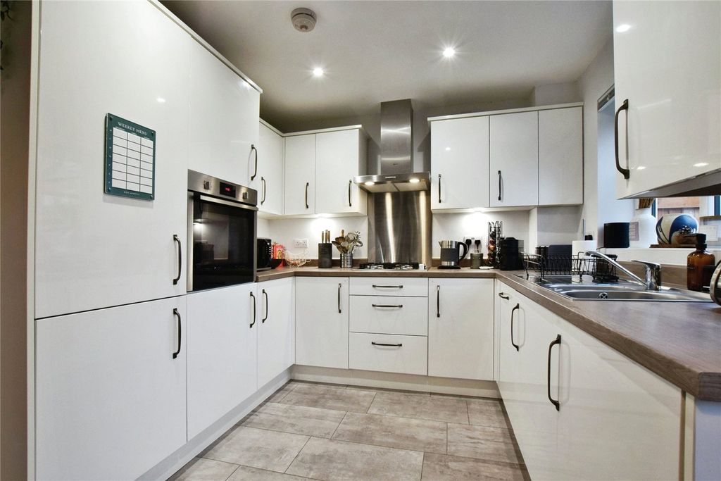 Property photo 3 of 17 Photography