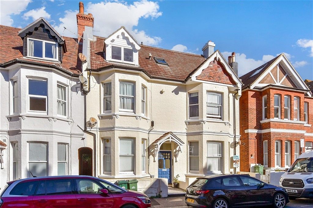 Property photo 2 of 9 External (Web)