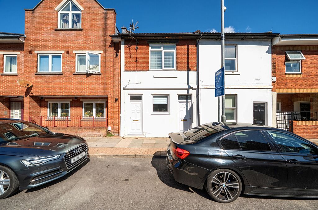 Property photo 1 of 12 1514260-22-6A96E0...