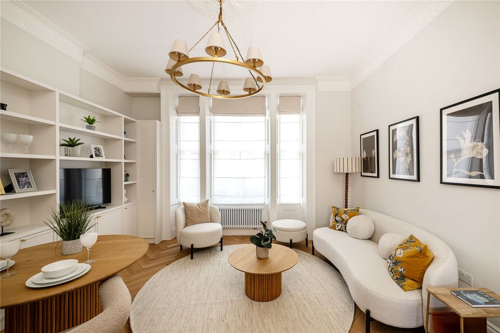 Property photo 1 of 8 Example Living Room