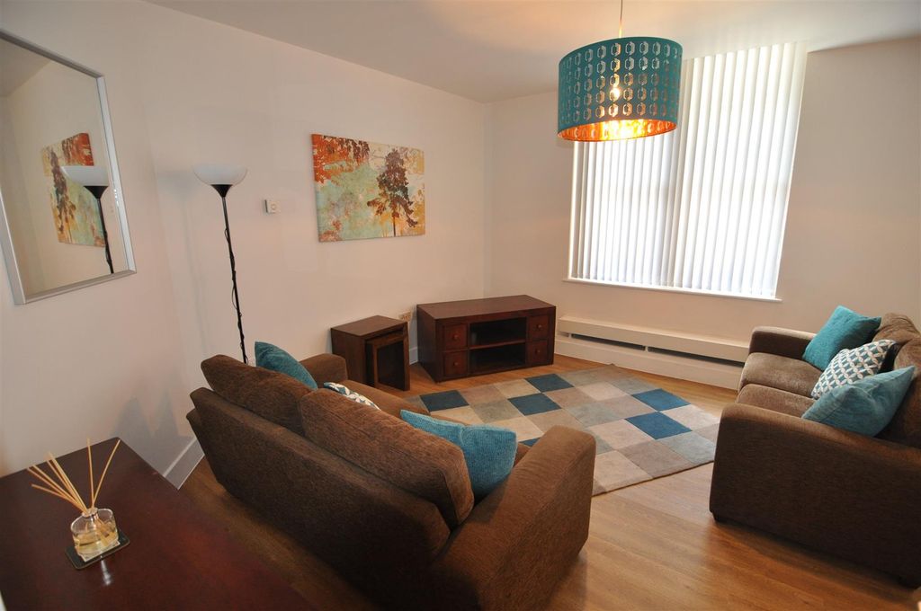 Property photo 1 of 10 Angle Two