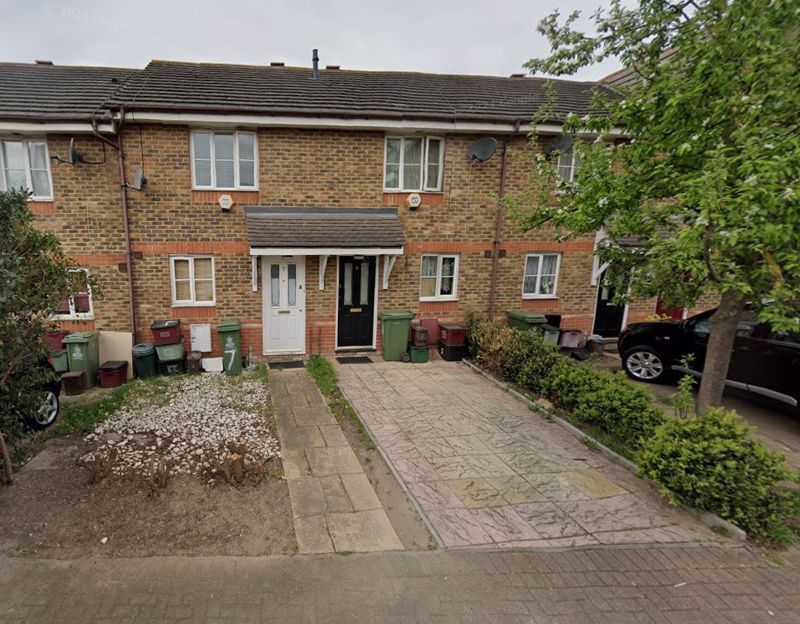 Property photo 1 of 6 Photo 6