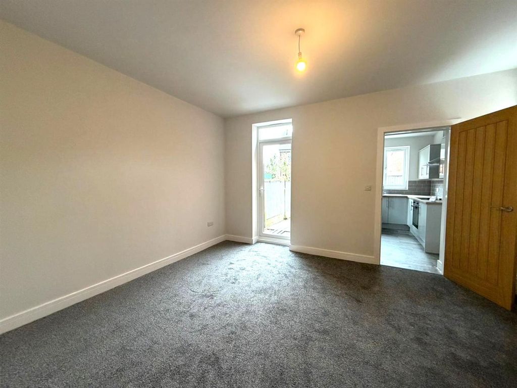 Property photo 2 of 7 Whatsapp Image 2026-02-06 At 15.37.43.Jpeg