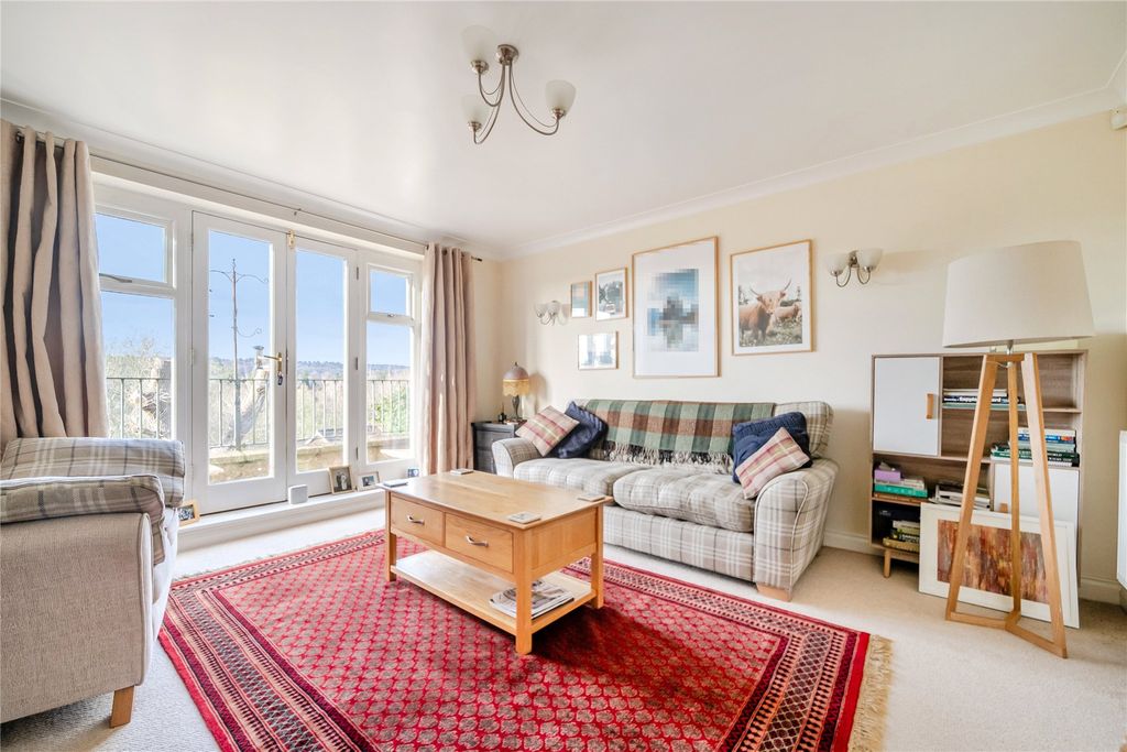 Property photo 2 of 21 Picture No. 10