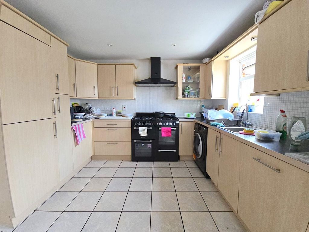 Property photo 2 of 16 Whatsapp Image 2026At 14.02.50.Jpeg