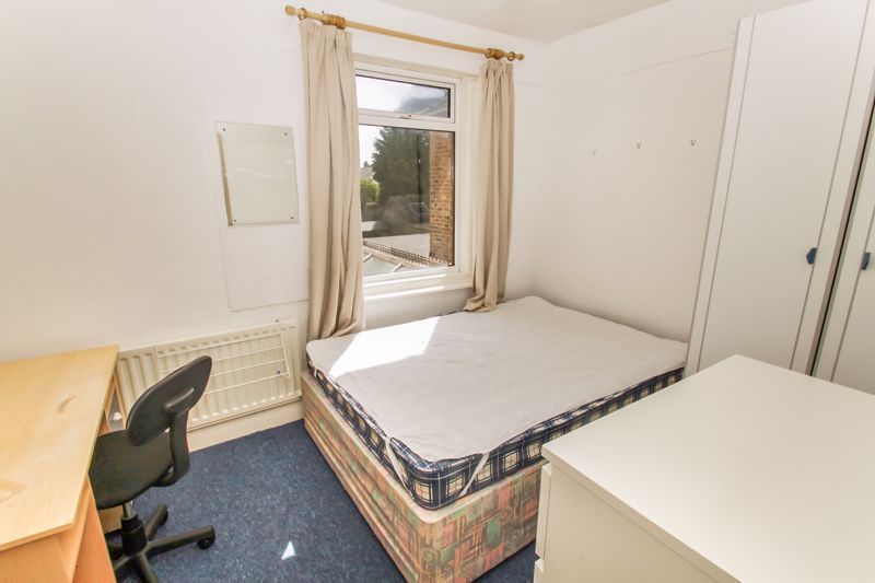 Additional image 8 of 6 bed detached house to rentOsborne Road, Winton BH9