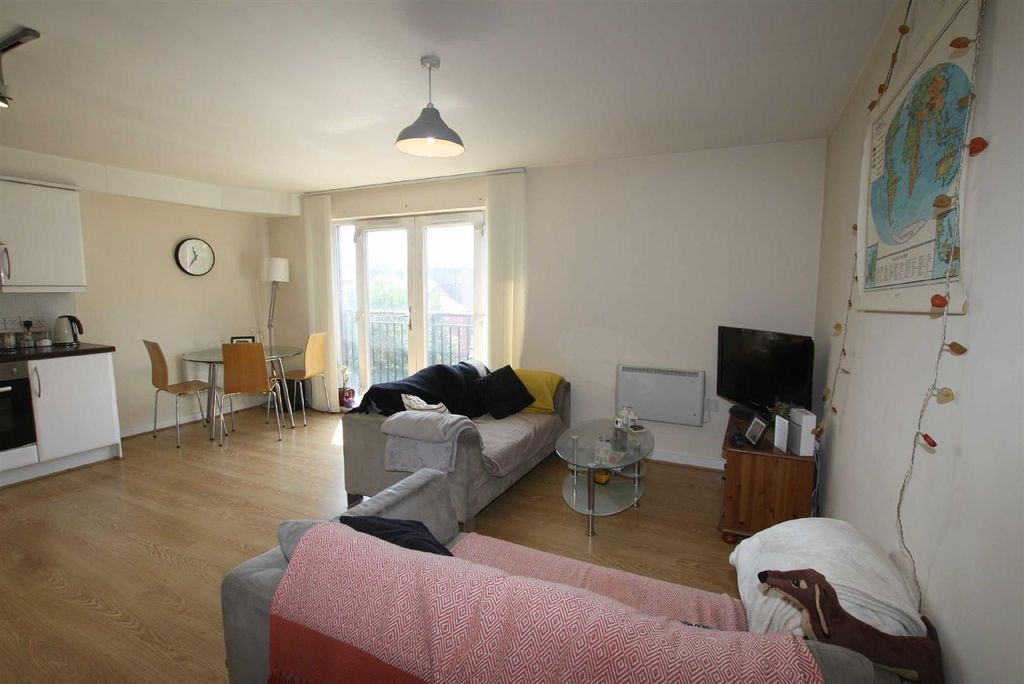 Property photo 1 of 7